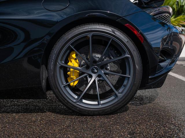 2024 McLaren 750S Coupe