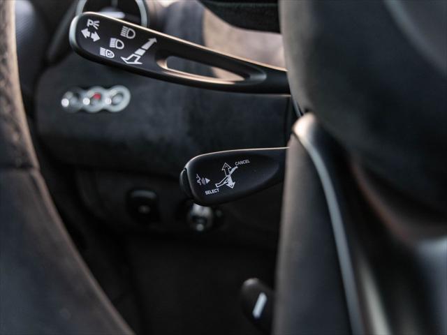 2024 McLaren 750S Coupe