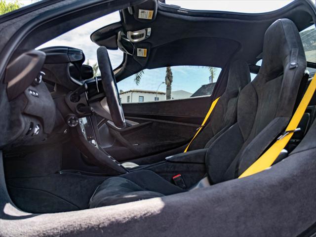2024 McLaren 750S Coupe
