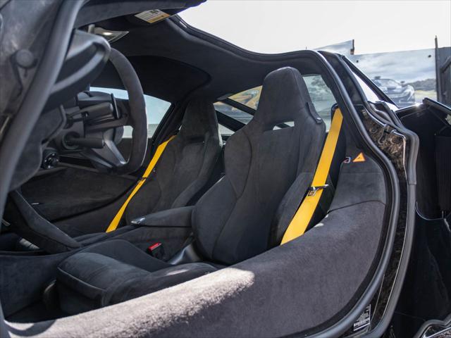 2024 McLaren 750S Coupe