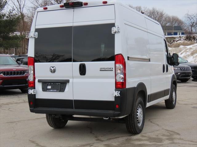 2025 Ram ProMaster 2500 Cargo Van Tradesman High Roof 136" WB w/Pass Seat