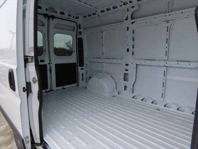 2025 Ram ProMaster 2500 Cargo Van Tradesman High Roof 136" WB w/Pass Seat