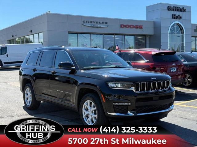 2023 Jeep Grand Cherokee L Limited 4x4 for sale in Milwaukee, WI