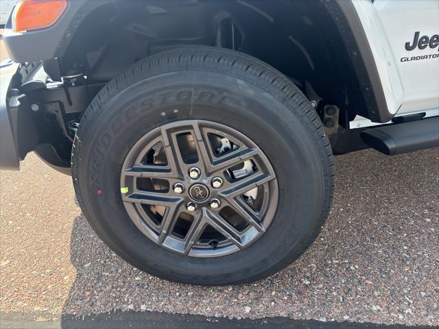 2026 Jeep Gladiator GLADIATOR SPORT S 4X4 2026 Jeep Gladiator GLADIATOR SPORT S 4X4