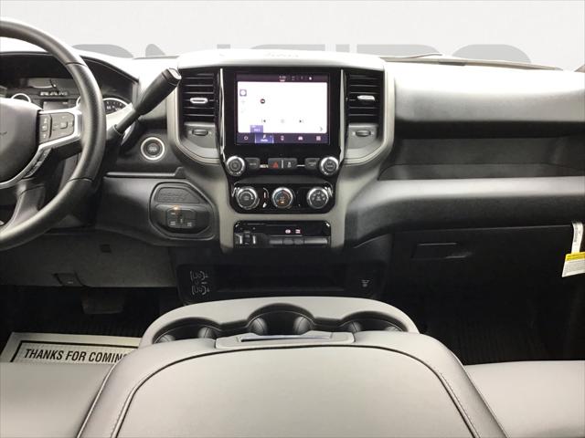 2026 RAM Ram 3500 RAM 3500 TRADESMAN CREW CAB 4X4 8 BOX