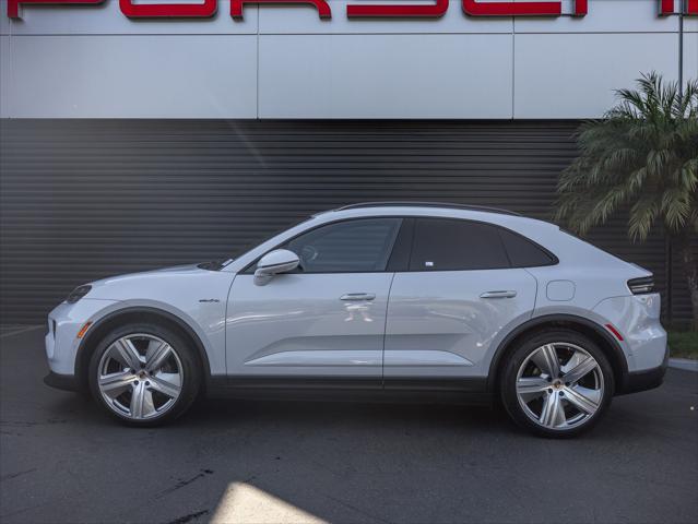 2025 Porsche Macan Electric 4