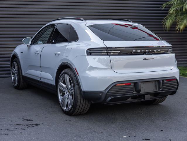 2025 Porsche Macan Electric 4