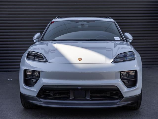 2025 Porsche Macan Electric 4