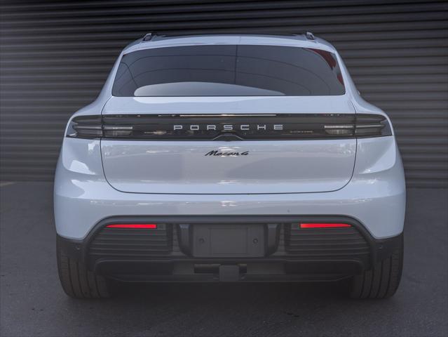 2025 Porsche Macan Electric 4
