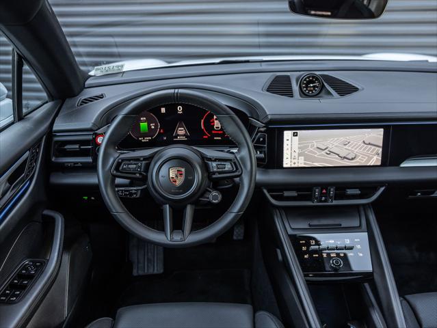 2025 Porsche Macan Electric 4