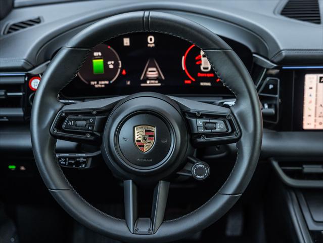 2025 Porsche Macan Electric 4