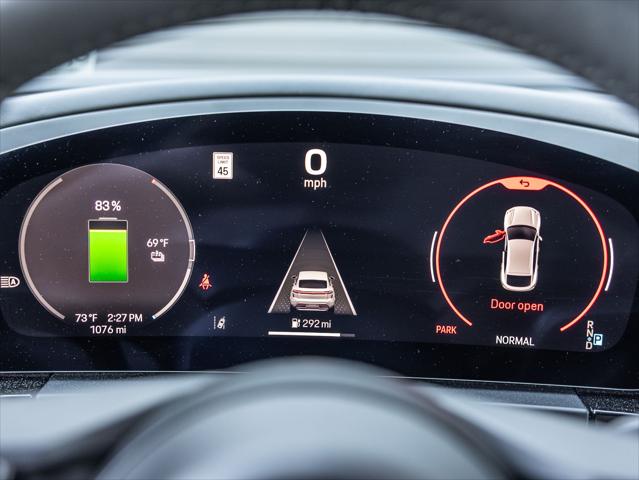 2025 Porsche Macan Electric 4