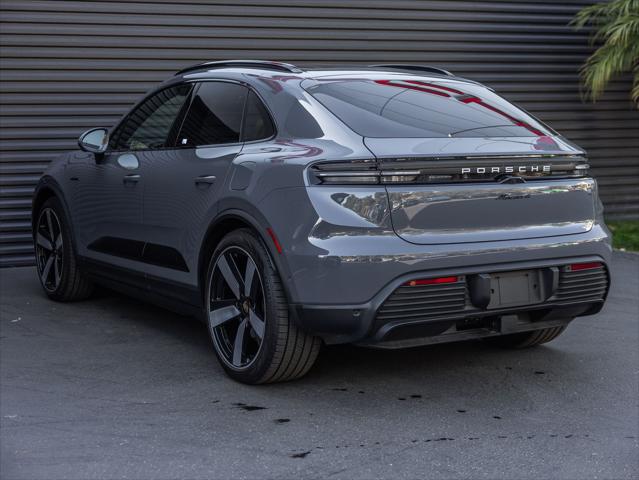 2025 Porsche Macan Electric 4
