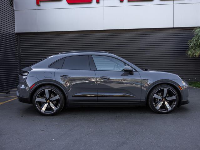 2025 Porsche Macan Electric 4