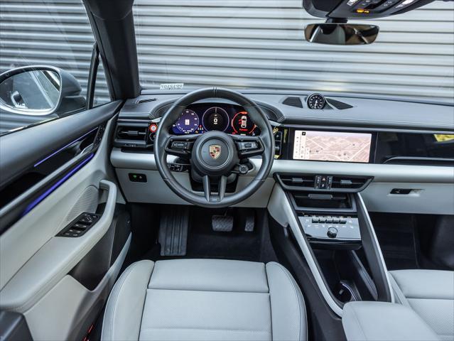 2025 Porsche Macan Electric 4