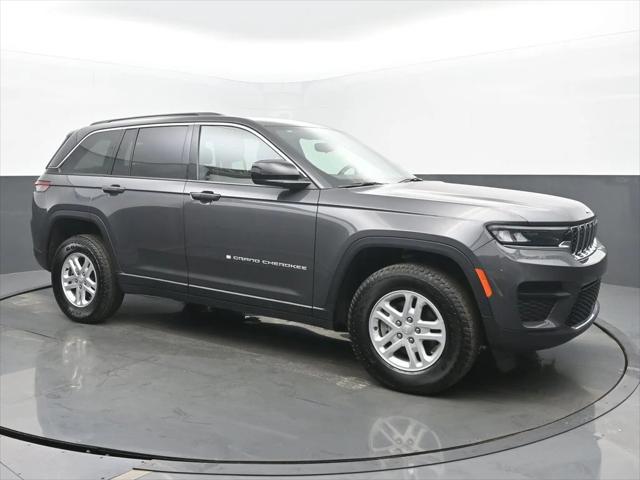 2024 Jeep Grand Cherokee Laredo 4x4