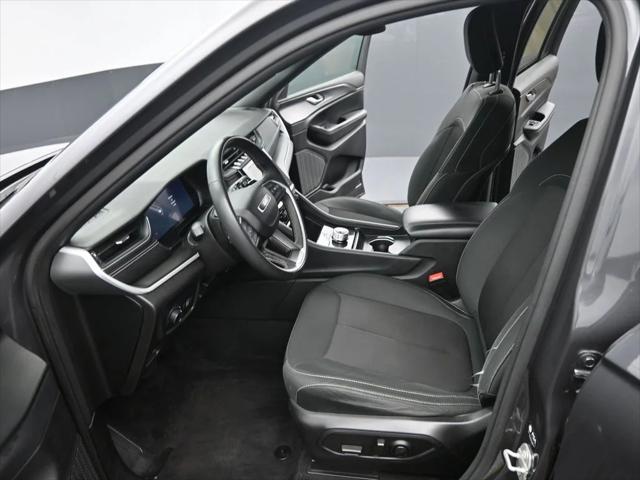 2024 Jeep Grand Cherokee Laredo 4x4