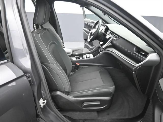 2024 Jeep Grand Cherokee Laredo 4x4