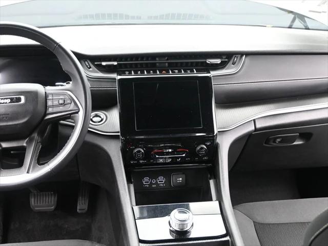 2024 Jeep Grand Cherokee Laredo 4x4