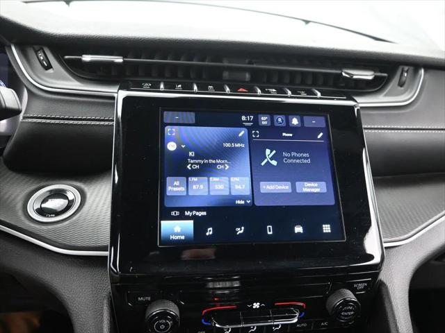 2024 Jeep Grand Cherokee Laredo 4x4