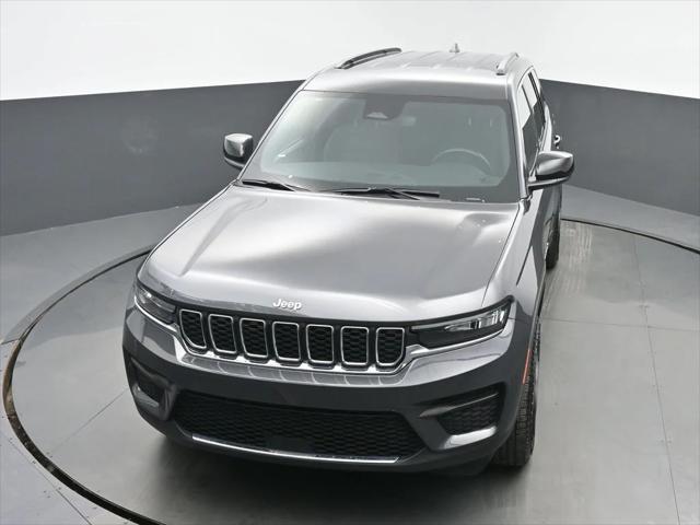 2024 Jeep Grand Cherokee Laredo 4x4