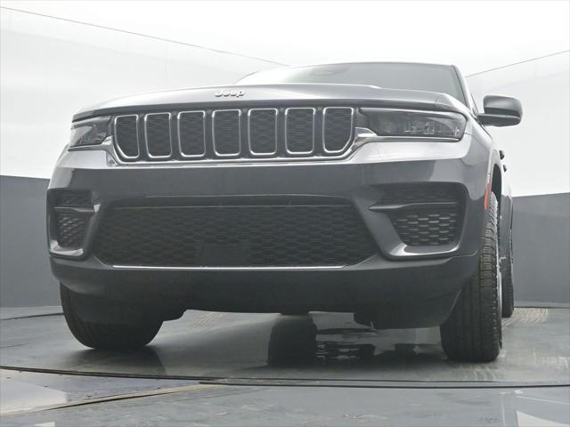 2024 Jeep Grand Cherokee Laredo 4x4