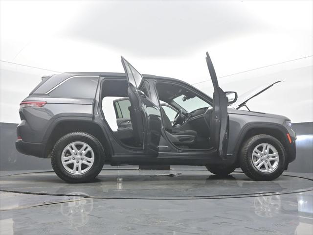 2024 Jeep Grand Cherokee Laredo 4x4