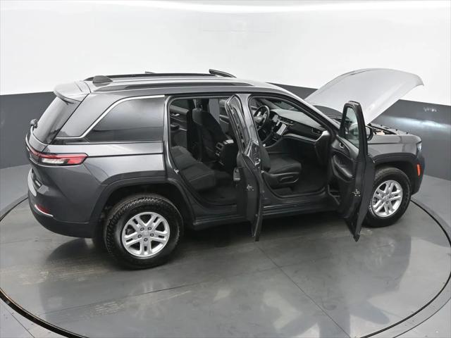 2024 Jeep Grand Cherokee Laredo 4x4