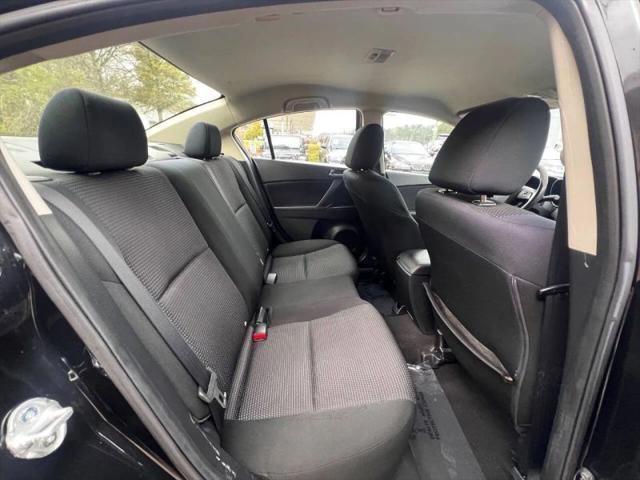 2013 Mazda Mazda3 i Sport