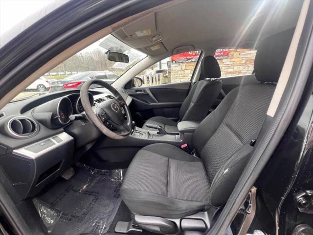 2013 Mazda Mazda3 i Sport