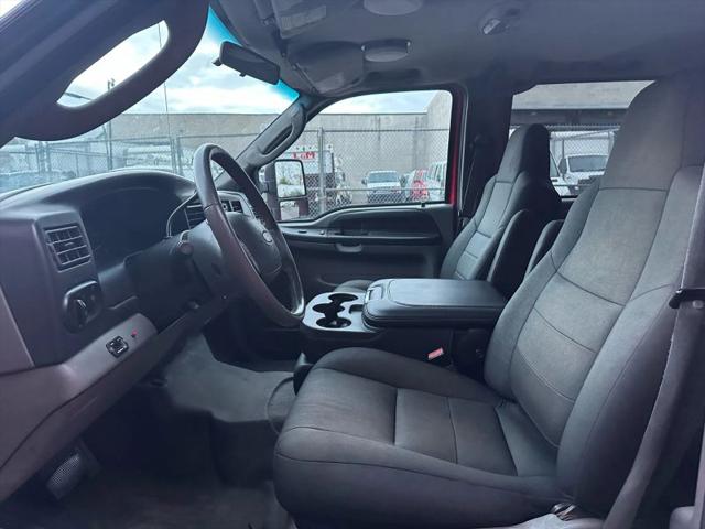 2005 Ford Excursion XLT