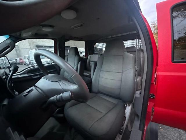 2005 Ford Excursion XLT