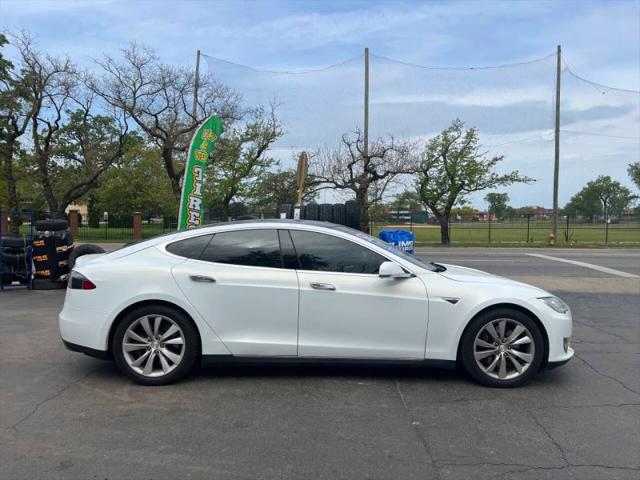 2015 Tesla Model S 85D