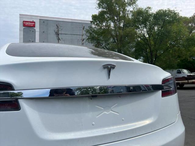2015 Tesla Model S 85D