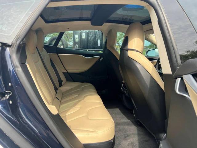 2015 Tesla Model S 85D