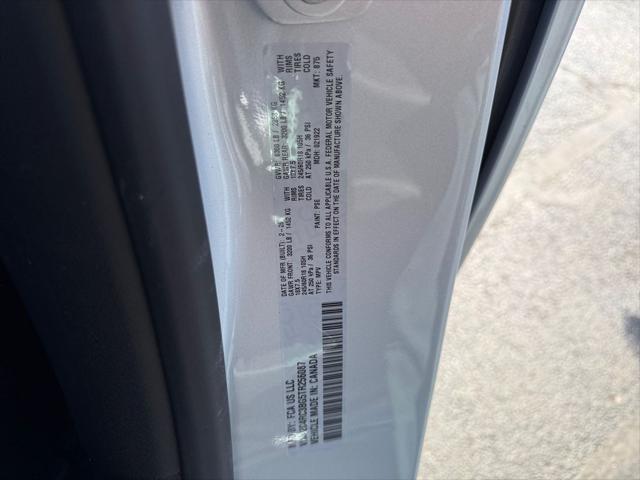 2026 Chrysler Pacifica Select AWD