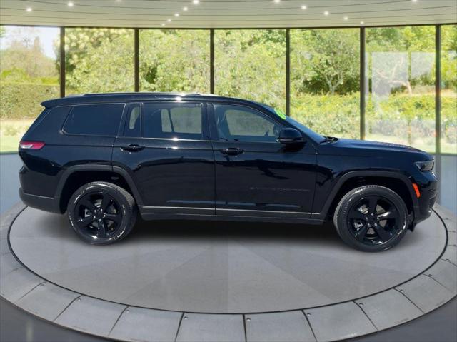 2023 Jeep Grand Cherokee L Altitude 4x4
