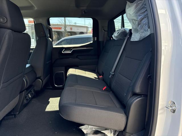 2026 GMC Sierra 1500 Crew Cab, Short Bed, SLE, 4WD