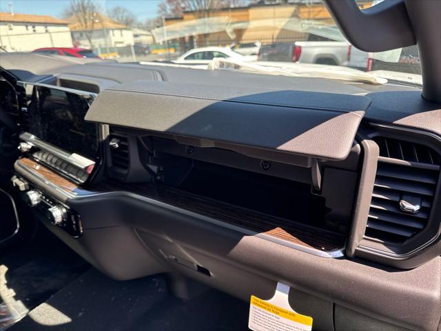 2026 GMC Sierra 1500 Crew Cab, Short Bed, SLE, 4WD