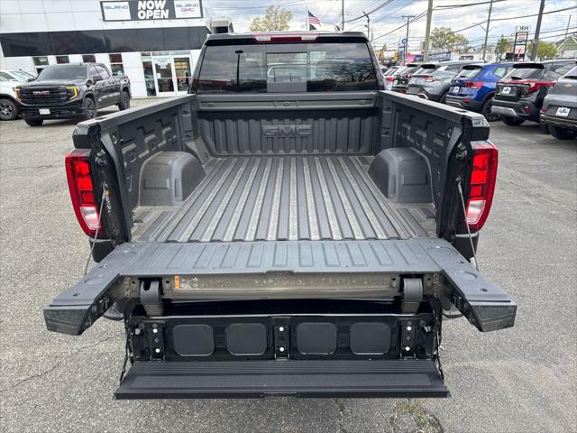 2026 GMC Sierra 1500 Crew Cab, Standard Bed, SLE, 4WD