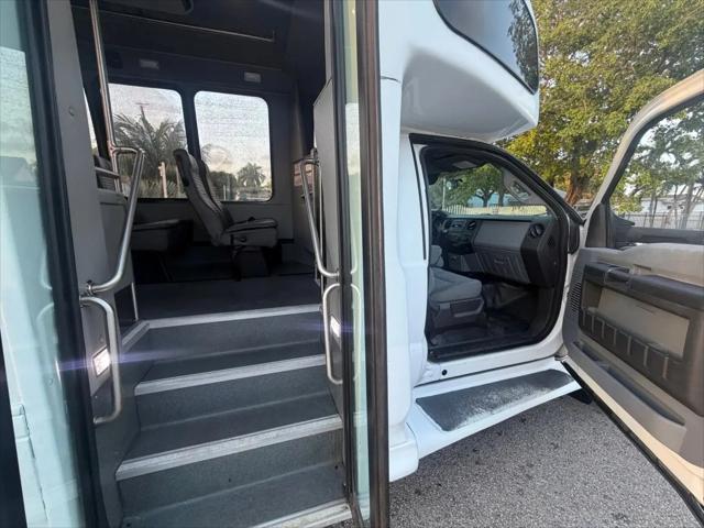 2014 Ford F-550 XL