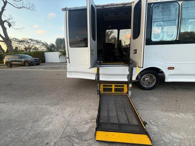 2014 Ford F-550 XL