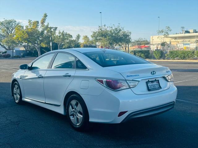 2012 Hyundai Sonata Hybrid Base