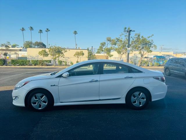 2012 Hyundai Sonata Hybrid Base