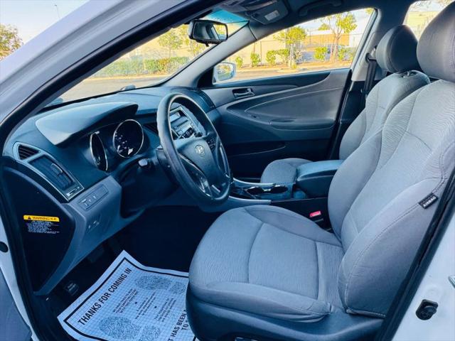 2012 Hyundai Sonata Hybrid Base