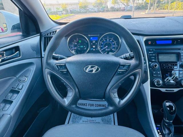 2012 Hyundai Sonata Hybrid Base