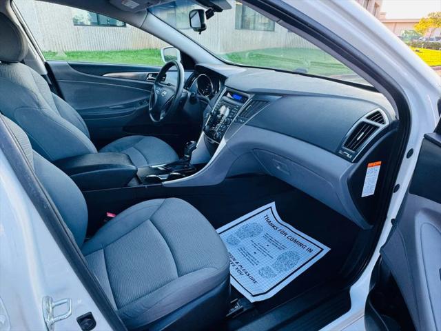 2012 Hyundai Sonata Hybrid Base