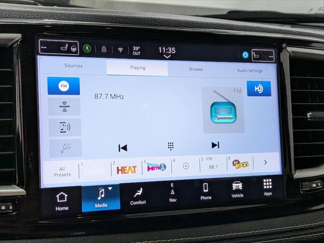 2024 Chrysler Pacifica Hybrid Select