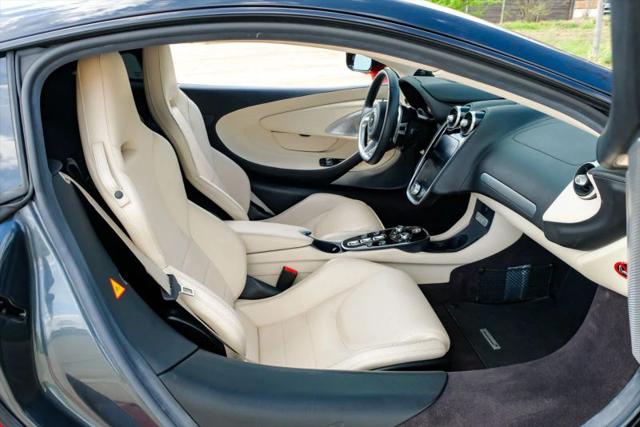 2021 McLaren GT Coupe