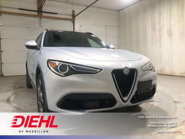 2022 Alfa Romeo Stelvio Ti AWD 2022 Alfa Romeo Stelvio Ti AWD